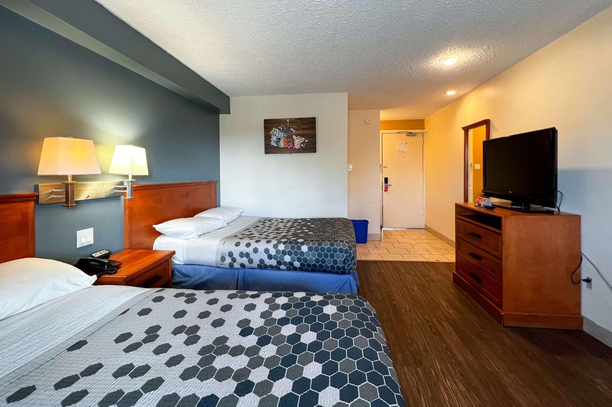 Econo Lodge Motel Village Calgary Zewnętrze zdjęcie