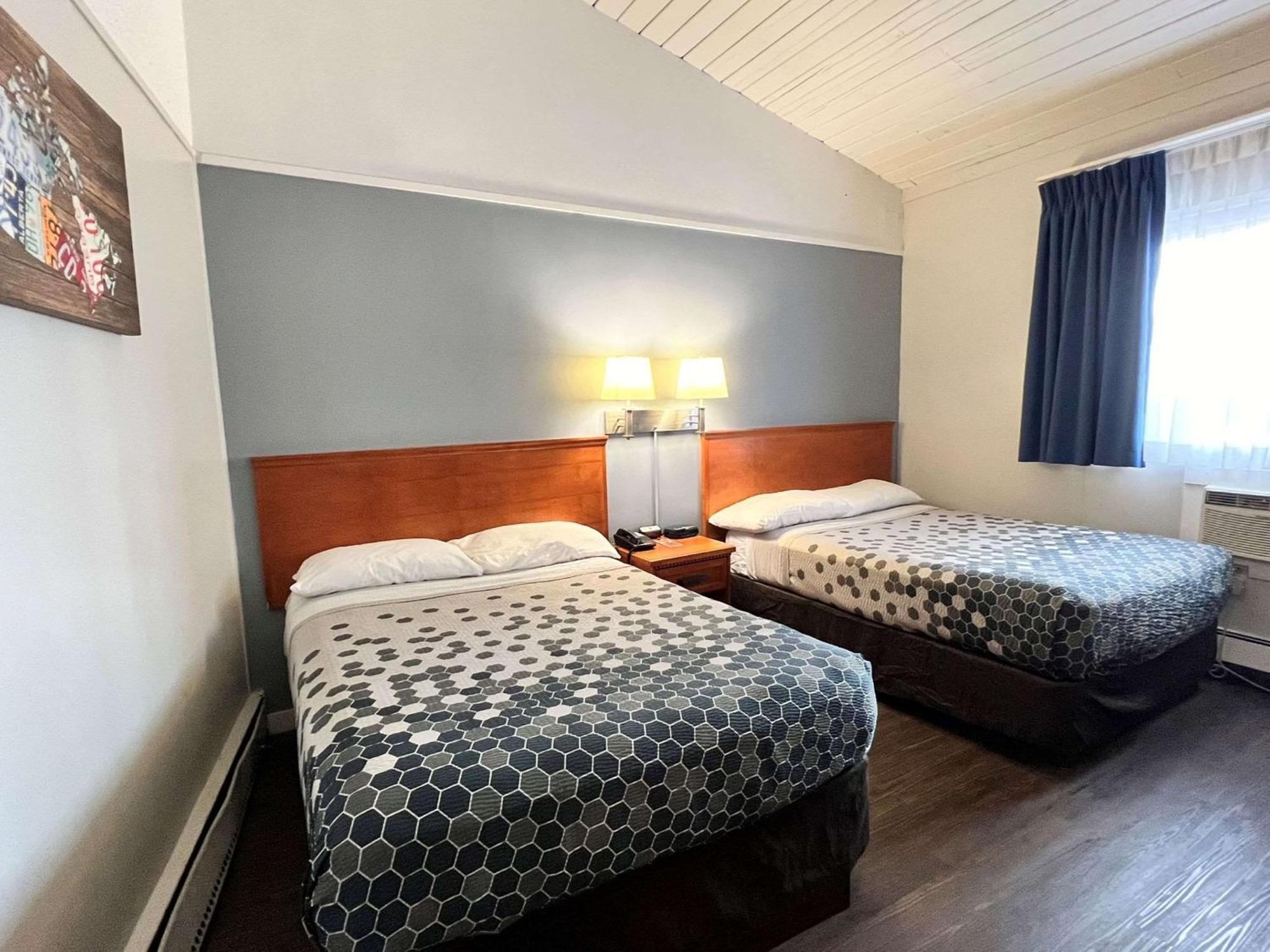 Econo Lodge Motel Village Calgary Zewnętrze zdjęcie